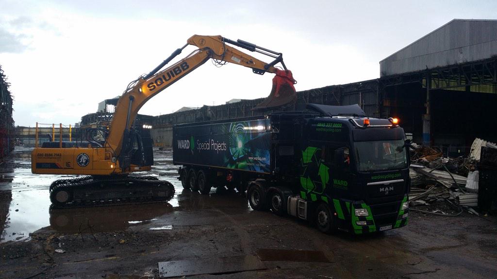Ward_S_P's tweet photo. Taking SP services international, well, to Wales!! #teamwork 
@dward997 @WardRecycling http://t.co/6HwCOkajup