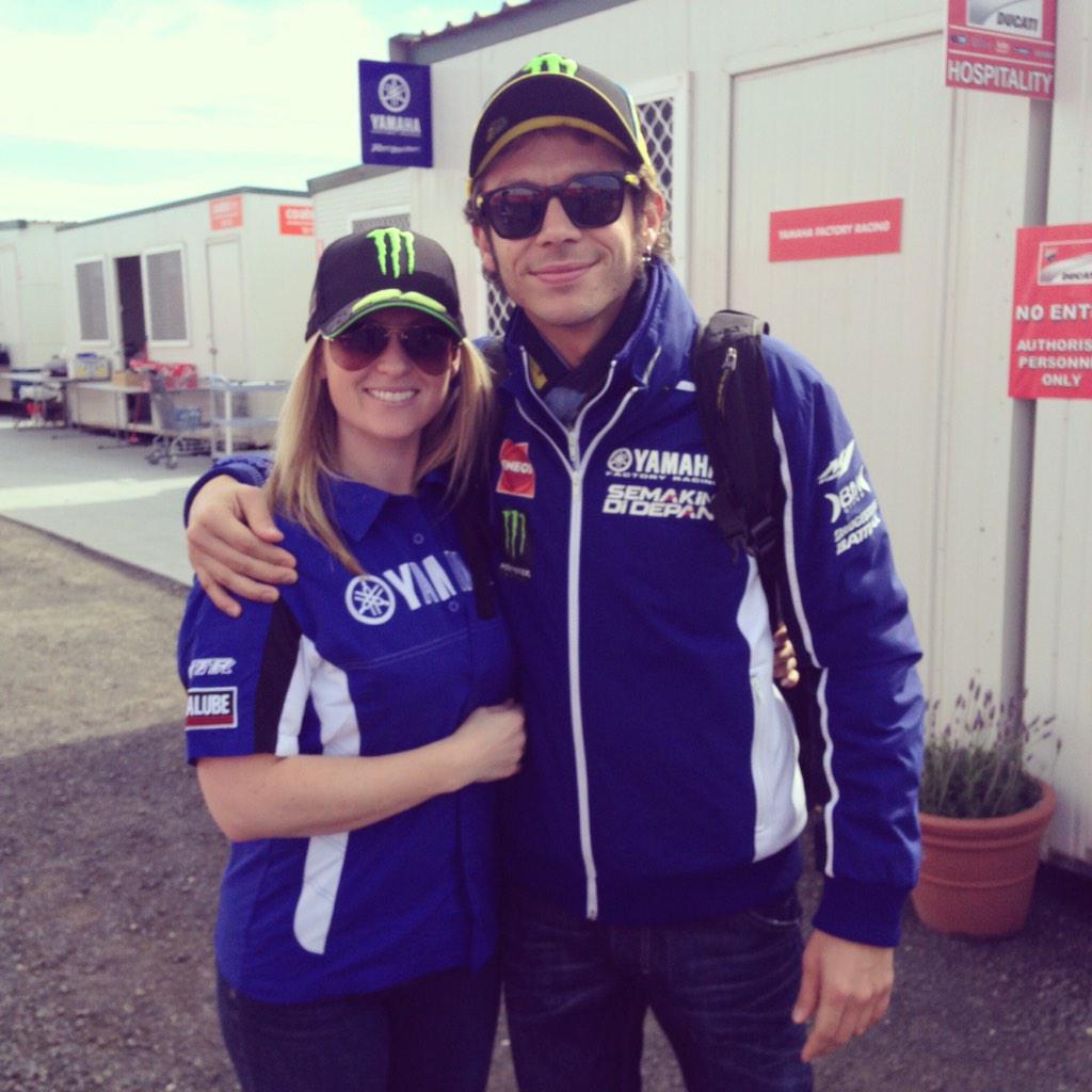 Rather_Ride's tweet photo. Our admin @Manda82G lucky enough to meet the #BirthdayBoy @ValeYellow46 With #DanielFalzon 3 time Aussie @ASBK Champ http://t.co/GHRlUhMk9K