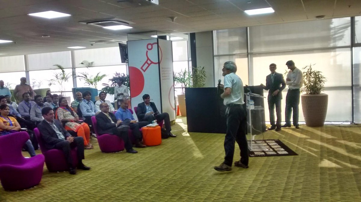 anirban_dutta_'s tweet photo. Doug Mueller Rocked the show at our Second #bmcusergroup in Pune http://t.co/RM9NnSxRcO #BMCRemedy http://t.co/GQqcav1bQM
