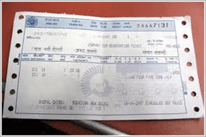 AukadKeBahar's tweet image. The only thing first class about me is that I travel in first class dabba.
#IndianMiddleClass