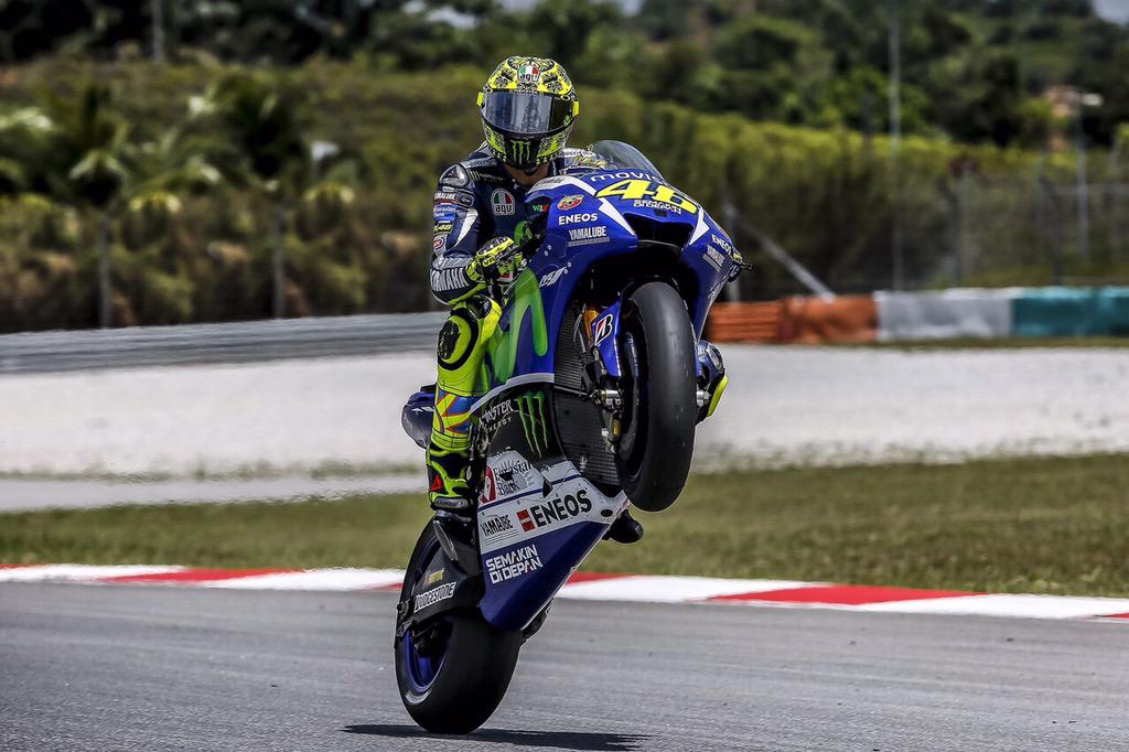 Buon compleanno Valentino Rossi, Happy birthday....sei un grande buon 2015... 