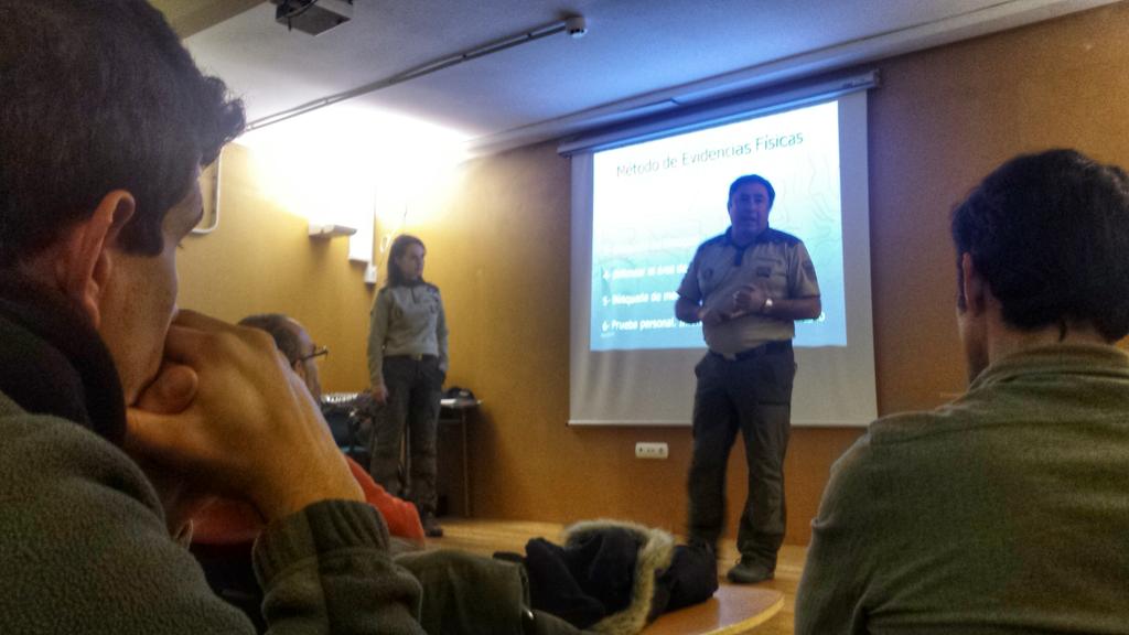 jorge_monticola's tweet photo. Continúan las jornadas con #agentesforestales en el centro de capacitación de Villaviciosa: Incendios
@UGTForestales http://t.co/lWT8WyHpPR