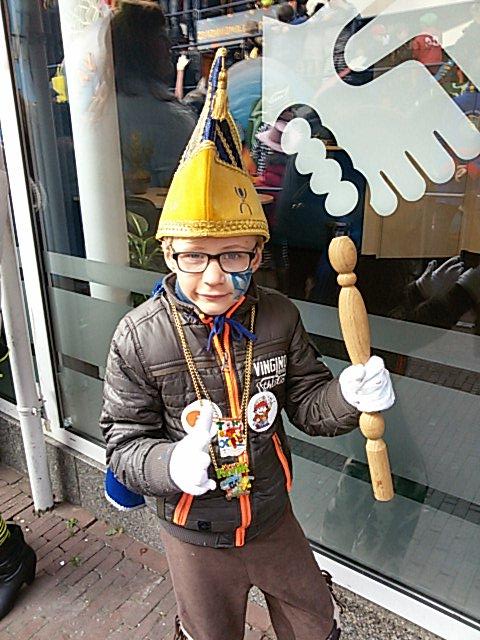 Hoe trots ween. Joep jongste lid <a href="/Boeskeulkes/">Blaanke Boeskeulkes</a>