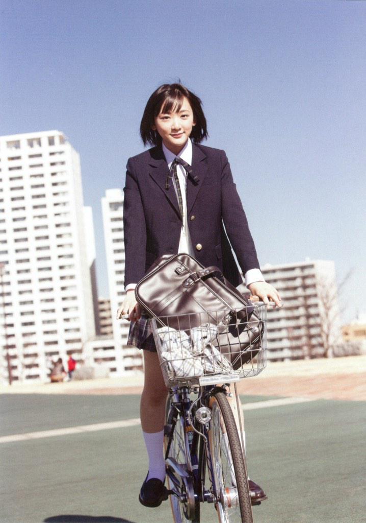 生駒里奈 乃木坂46 BLT 2011.11 -2012.5,10 8コンプ サク． on X