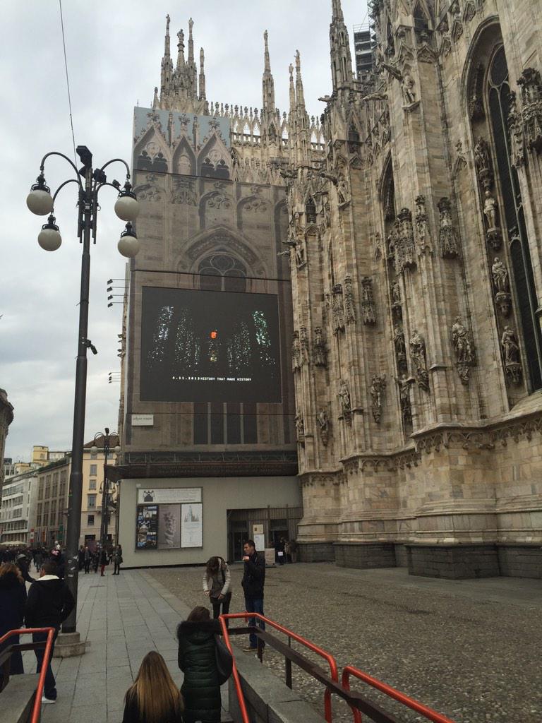 Stale_Karlsen's tweet photo. Digital Signage, Duomo Milan #elisa #videra http://t.co/j5f8mSnoZl