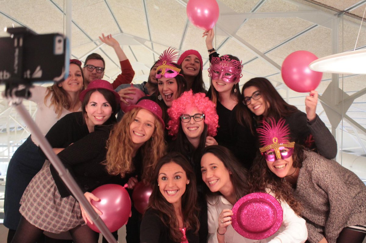 trip4real's tweet photo. 2 years, 24 months, 730 days, 17,520 hours and 4789 photos later... here's our birthday team selfie! #HappyBirthday! http://t.co/aQIVxaGeXt