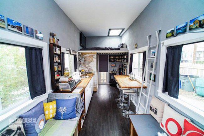 PielkenroodPR's tweet photo. Overzichtelijk en gezellig. #WonenPlus MartjanKuit: Meer klein wonen: http://t.co/CESQ8hRPiu #Cobouw #TinyHouses http://t.co/yi4YZb5sOQ”