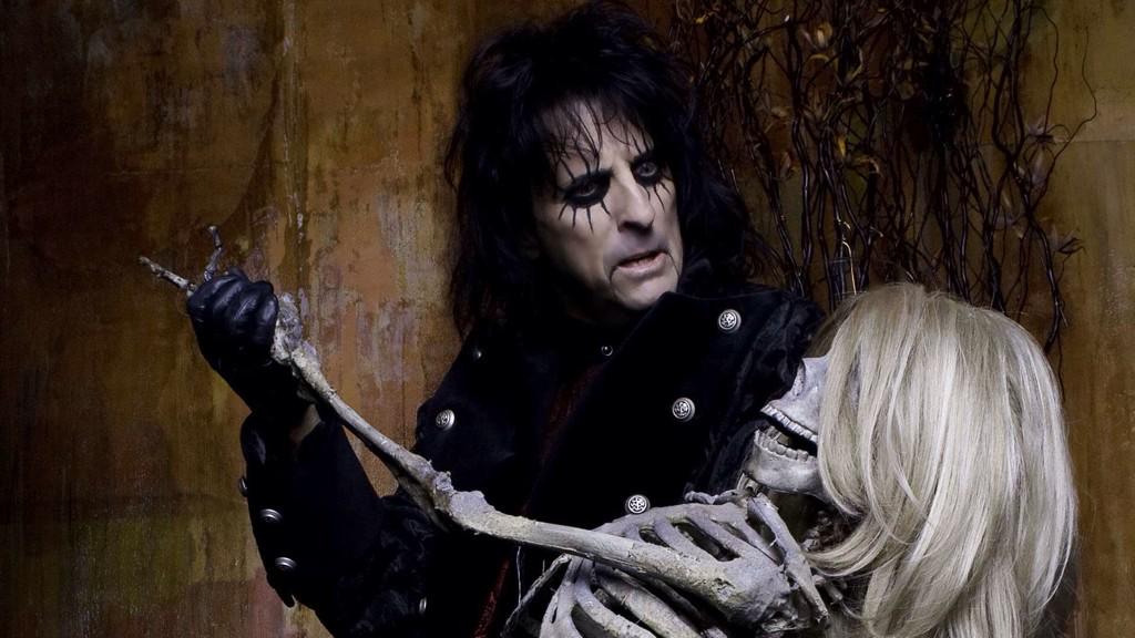 Happy birthday Alice Cooper!!! 