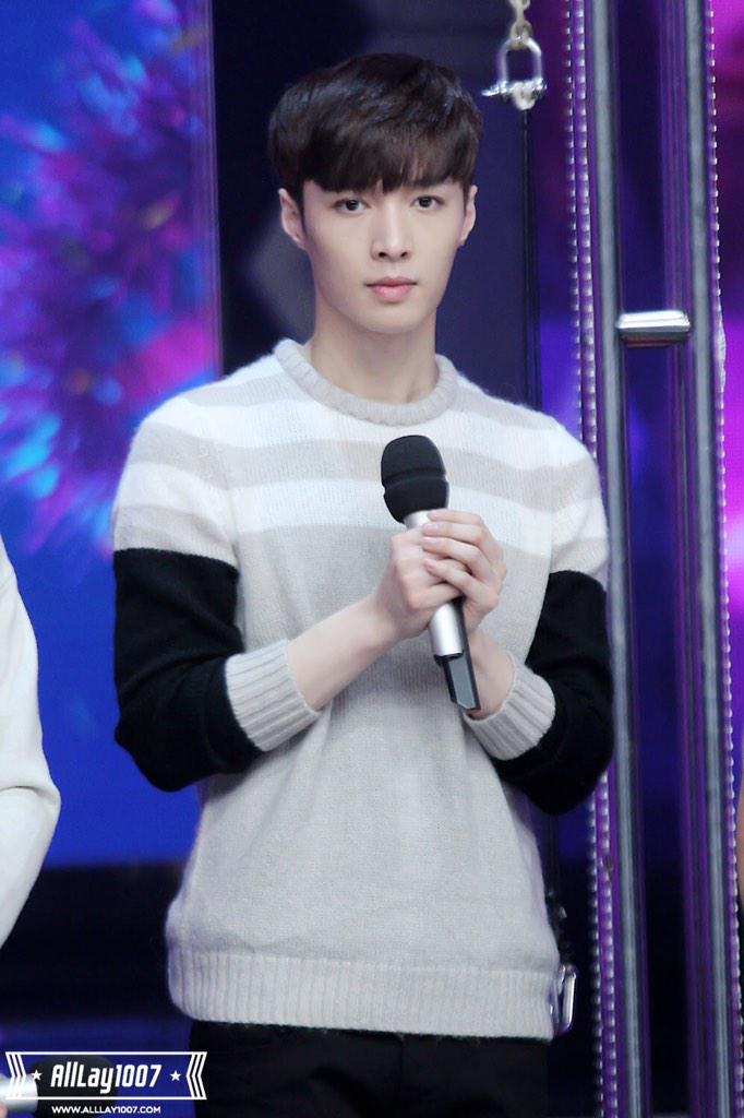 AllLay1007's tweet photo. 150203 happy camp #레이  http://t.co/k1VQdd4sI8 http://t.co/k1VQdd4sI8 http://t.co/k1VQdd4sI8 http://t.co/ItjYYNYlds