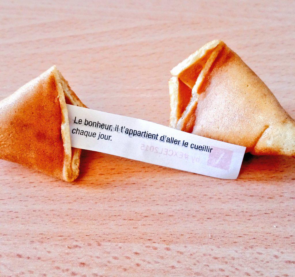 Sohell_'s tweet photo. Merci @agence_excel #bonheur #hardwork http://t.co/0VNHyQ8Ub6