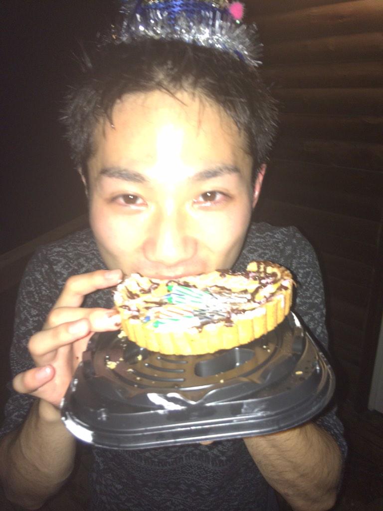 Lock0919's tweet photo. @poohmoe13 @ktmt_xoxo @josephine813013 その後スタッフが美味しくいただきました。 http://t.co/BzGUKyWt6z