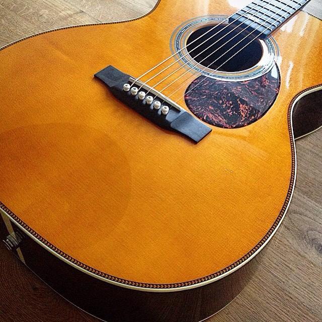 IG DEWmayer เป็นเพื่อนที่ดีที่สุด  #omjm #signature johnmayer #martin instagram.com/p/yq80ARRTja/