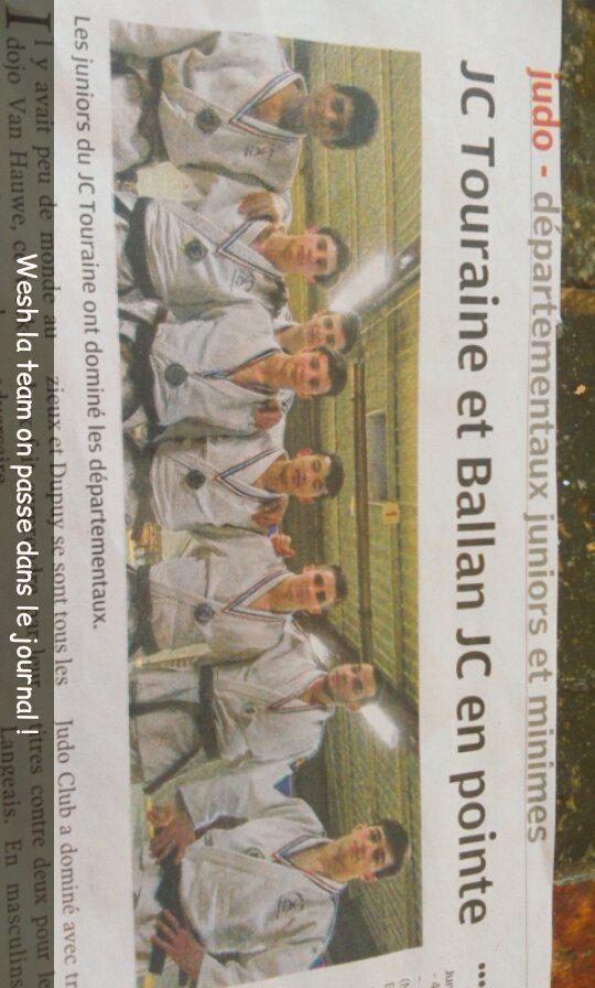 minimoysduch's tweet photo. On passe dans la #NouvelRépublique @MTchambow @adrien_pikachu @GorguluSezer @VinceAaaa #teamjct #judo http://t.co/MqB0J8Fr6t
