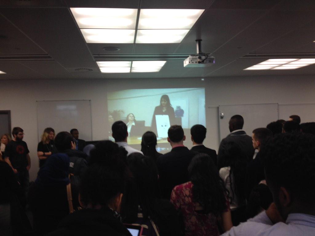 KU_eRacing's tweet photo. Looking to be professional #BIdeasKU @BizBoardKU http://t.co/VtBOUiNnac