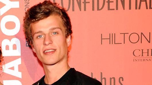 CNBC's tweet photo. In other news: Paris Hilton's brother caused an in-flight ruckus, had to be restrained » http://t.co/kPwGNIGC9K http://t.co/exKga0uh3f