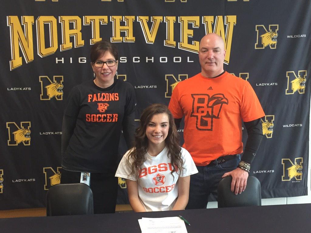 NviewAthletics's tweet photo. It's official... Abbie Bacon is heading to BGSU to play soccer and study business. #GoFalcons http://t.co/FWKxP0y6Zh