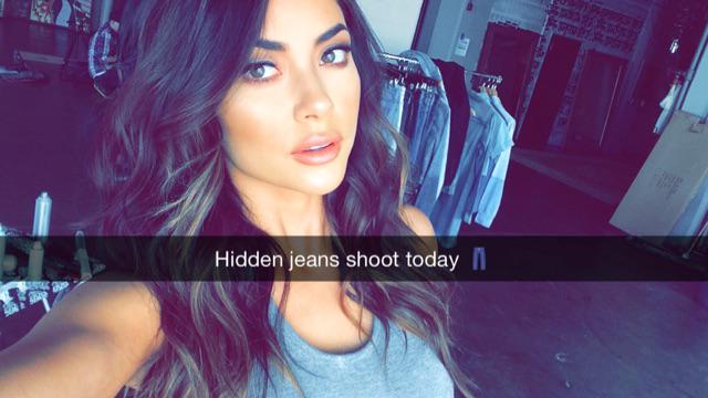 Follow me on snap! ?ariannyceleste http://t.co/Z5b8gQZZQr
