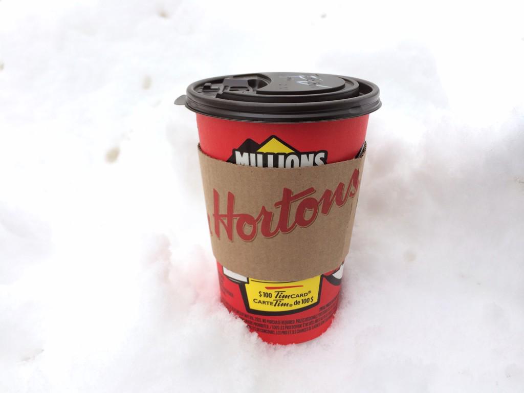 halimajeebhai's tweet photo. Little winter thingsโ๏ธ #CoolingIt #Naturally??? http://t.co/IbwVwDvE7l