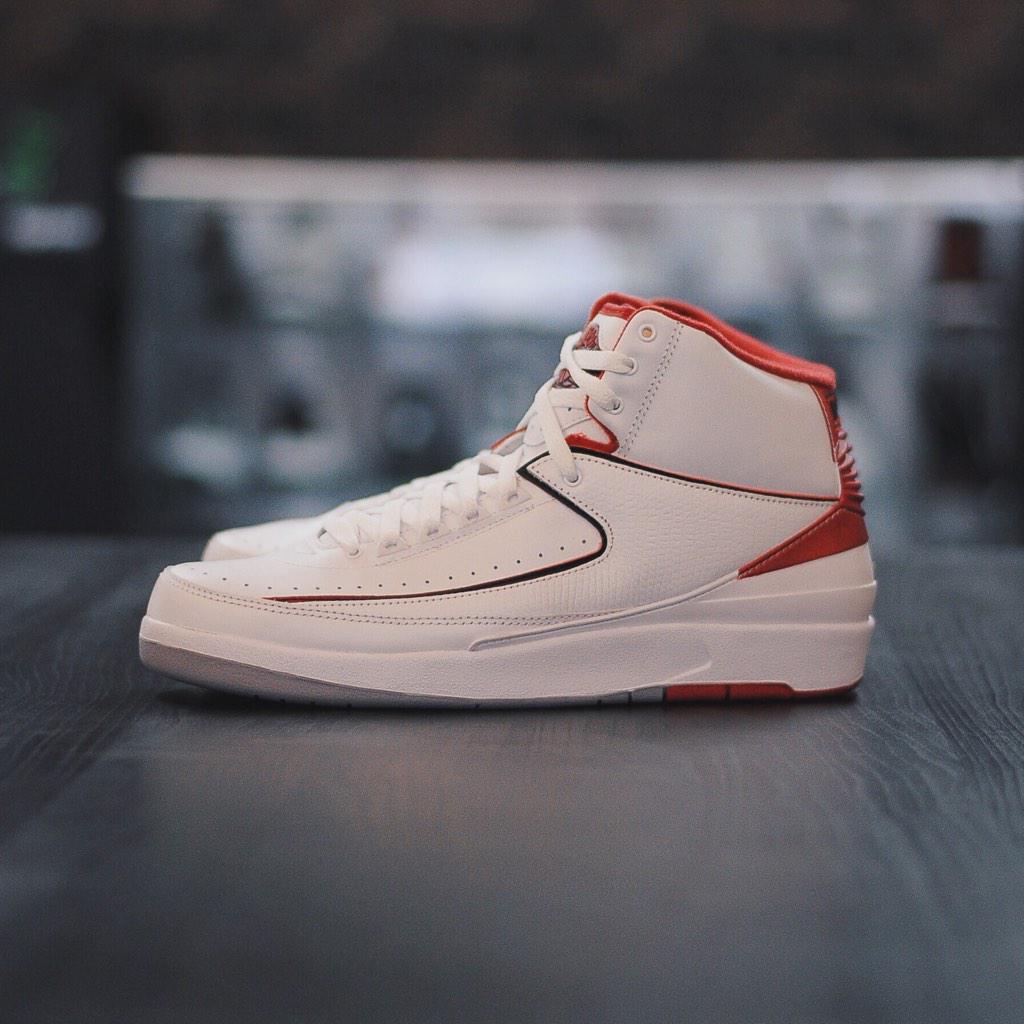 feelgoodelivers's tweet photo. Air Jordan 2 Retro '08 CDP #HighOffKicks
http://t.co/vgL5Kfr8Wt http://t.co/55zIs8Lcpi
