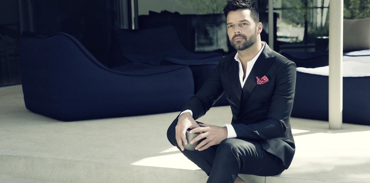 Mark your calendars! @Ricky_Martin will take over our Twitter feed for a Q&amp;A on Monday, 2/9 at 5:30pm ET #RickyAQQE