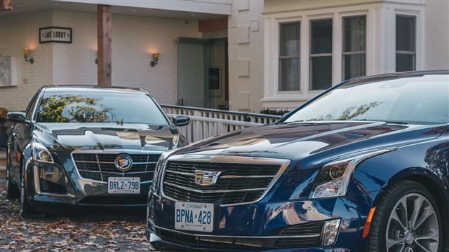 SimplyDapperTV's tweet image. Fully experience the power of the @Cadillac ATS with @MarcusTroy's #welldriven ride bit.ly/1KrQrhP