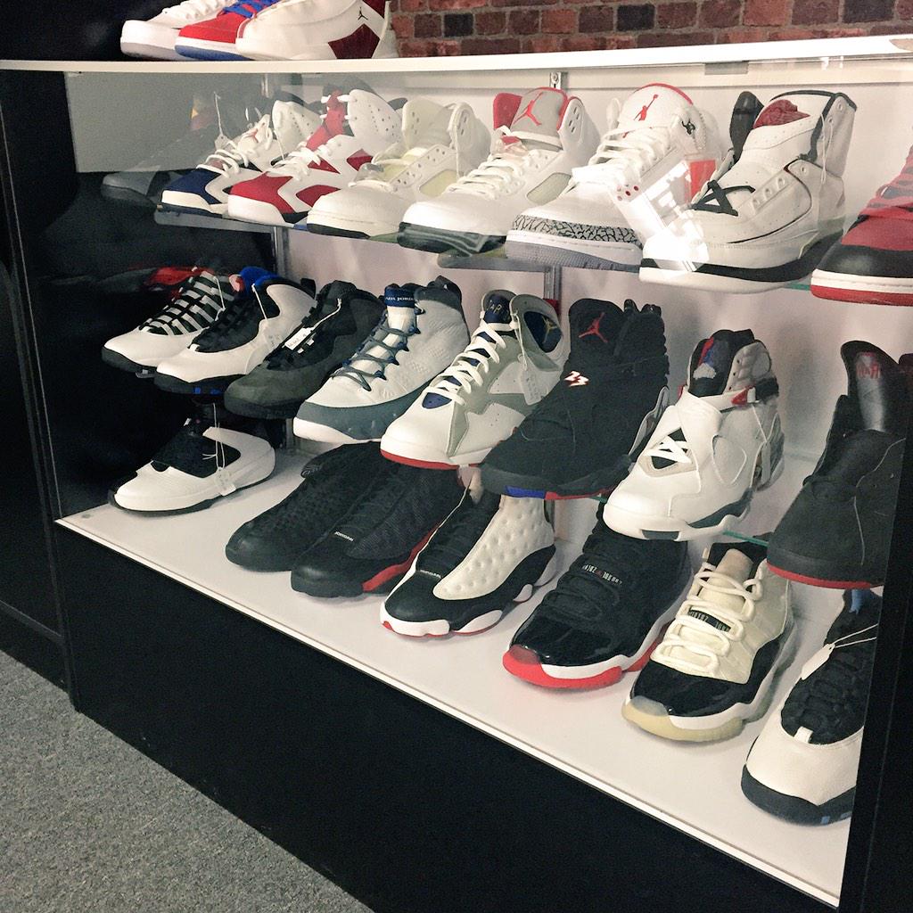 feelgoodelivers's tweet photo. Come sell your sneakers on consignment with us! #HighOffKicks http://t.co/N3cxGvmc9V