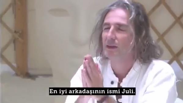 Her Şeyi Bilen Gizemli Adamın Sırrı bit.ly/1vsIaJ5