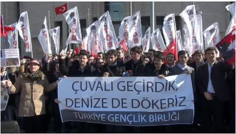 liselibirligi's tweet photo. Gerçek Gündem'de yayımlanan çuval davası haberimiz.

http://t.co/0lP1waCPBi http://t.co/QLKaWf5YGZ