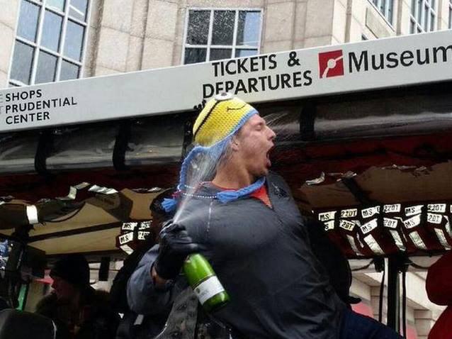 TheSportsHernia's tweet image. Truck forward like the indestructible beast you are, GRONK.