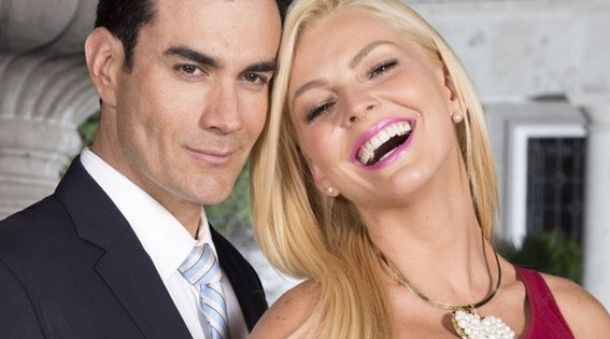 PauCR2's tweet photo. @MarjoDSousa la mejor telenovela!
Yo los amo💜💜👌✌ http://t.co/CEQ99nbm86