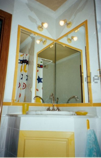 InmoVargas's tweet photo. PRECIOSO PISO CERCA DEL SARDINERO 3 HABITACIONES, CALEFACCIÓN Y ASCENSOR, 450 EUROS, COMUNIDAD INCLUIDA http://t.co/aB1uAAkY4g