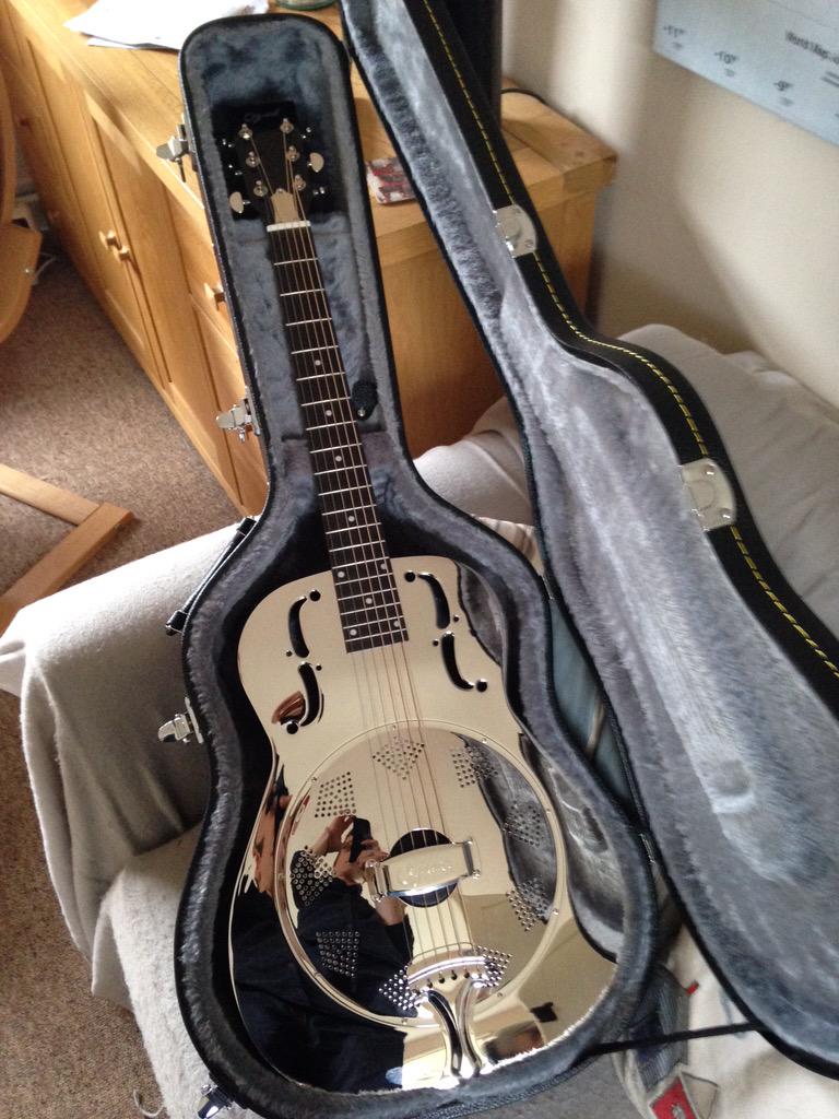 @OzarkInstrument time to get this beauty out for a session... #lovingit #slideguitarpower