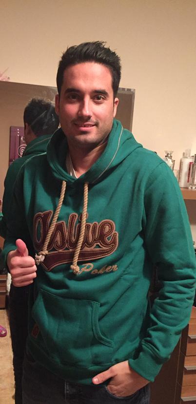 C_Notario's tweet image. Yo soy ASLIVE! @aslivepoker @Manu_LB_  @samira_salome #poker #monkeyfever #myh #myhyv @Andrea_SG_Media