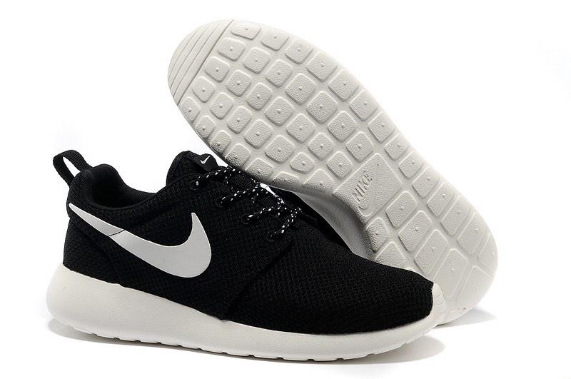 Valla_Factory's tweet photo. NIKE JANOSKY + NIKE ROSHE RUN POR TAN SOLO 75€! Modelos a elegir http://t.co/zC2C1el6wO