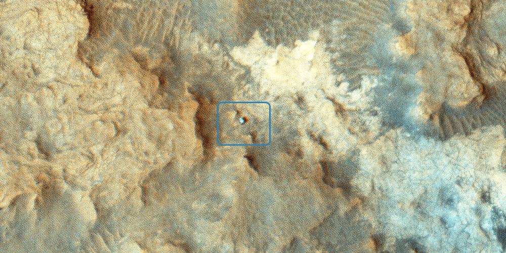 Stephist's tweet photo. I'm looking over my two Mars rovers. @HiRISE sees @MarsCuriosity; @googleearth, her twin in the @NASAJPL #MarsYard http://t.co/2hGP9RHrh3