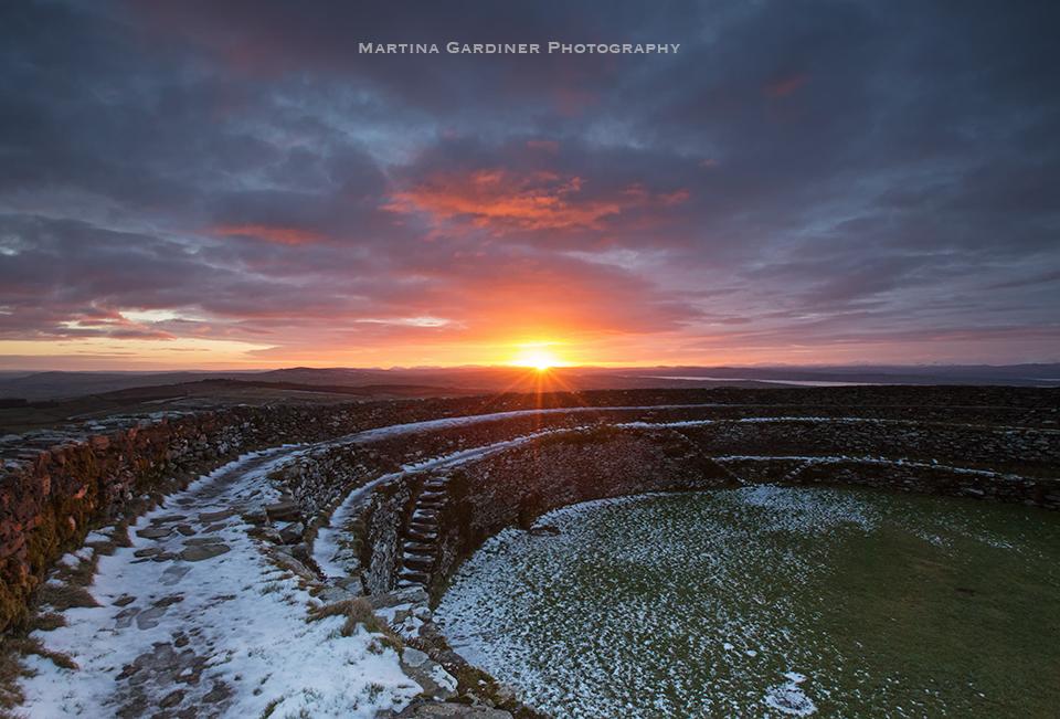 martinagardiner's tweet image. Sunset tonight from Grianan #ringfort #Inishowen #Donegal - A little bit of Epic ;)