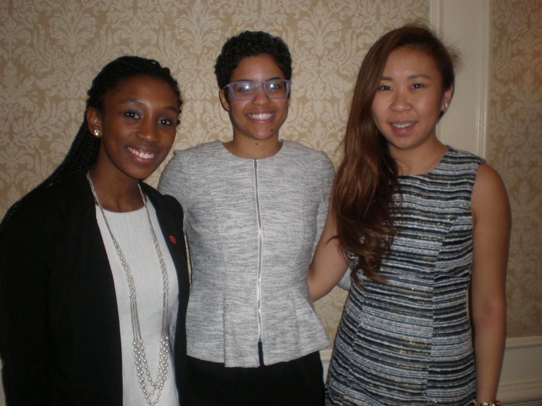 shamula's tweet photo. #MPMS2015 @IthacaCollege @ICParkSchool seniors @dominiqueAbrown @HelenaMurphy24  with #MPMS2014 @icalumni @Eyiwei http://t.co/N7rHShlTbj