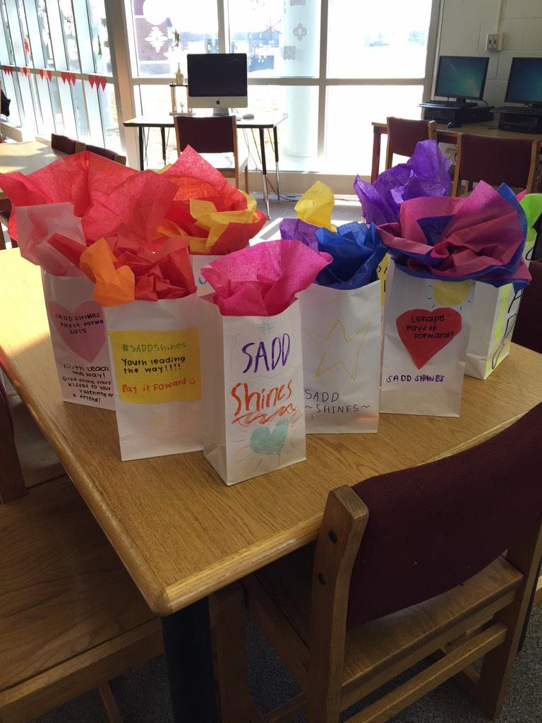 LHS_SADD_CLUB's tweet photo. #SADDShines @SADDnational #LenapeSADD http://t.co/3QwJeYE4uH