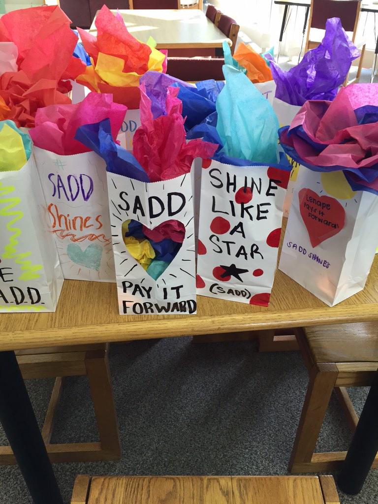 LHS_SADD_CLUB's tweet photo. #SADDShines @SADDnational #LenapeSADD http://t.co/3QwJeYE4uH