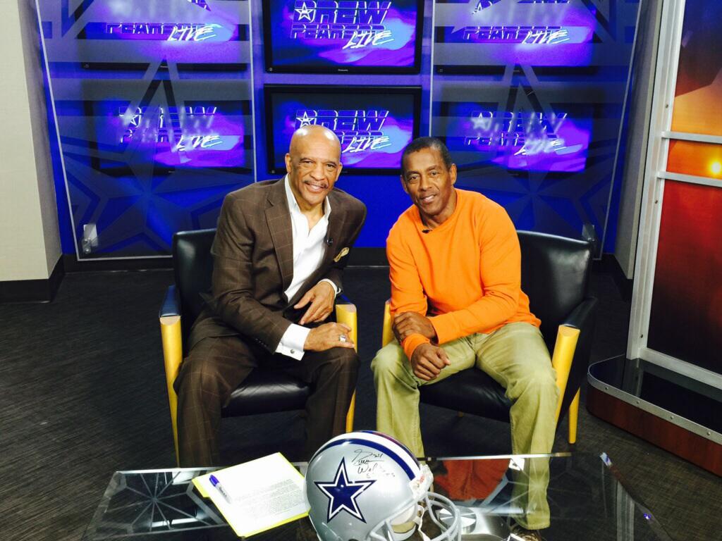 “<a href="/Tony_Dorsett/">Tony Dorsett</a>: Joining my old teammate on Drew Pearson Live. Airs Sat 10a  &amp; Sun 5p CST TV 47 <a href="/nfl/">NFL</a> ”<a href="/88DrewPearson/">Drew Pearson</a>