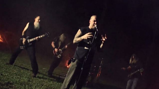 DOWN rilis video klip terbarunya bertitel " Conjure "  blabbermouth.net/news/down-conj… "