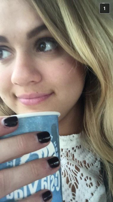 Congrats to this charmer for signing today!!! Gonna do big things!!!! #blessed #Dedicated @BriannaLynn333<a href="/tag/blessed"class="tags"><span>#blessed</span></a><a href="/tag/dedicated"class="tags"><span>#dedicated</span></a>