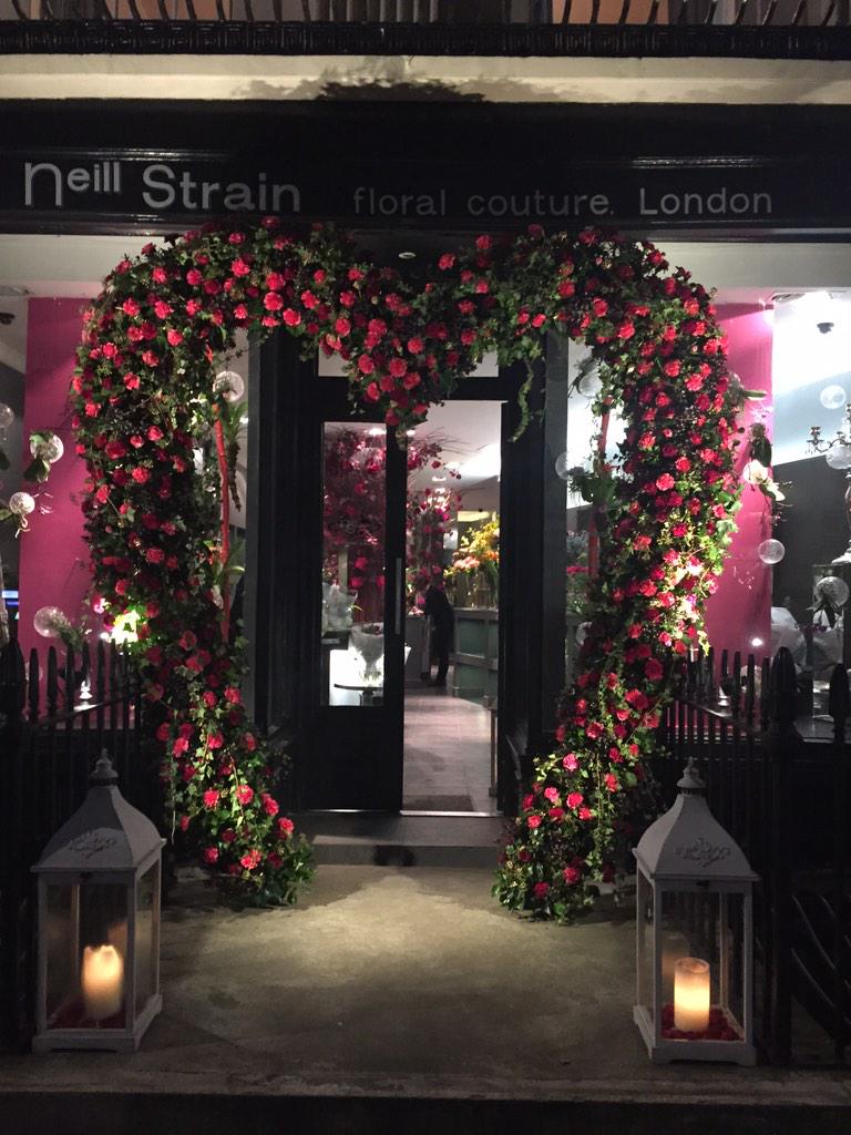 neillstrain's tweet photo. It's that time of year again - Love is in the air #Belgravia #WestHalkinStreet #ValentinesDay #NeillStrain http://t.co/a4yQlhRAjy