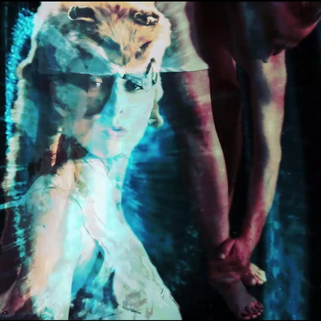 Mikes New Single ready for download on itunes.. Be welcome to check our new video here youtube.com/watch?v=kMyElH…