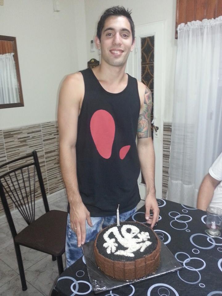 my birthday <a href="/PlastikmanLive/">Plastikman</a> <a href="/richiehawtin/">richiehawtin</a>  cake !!