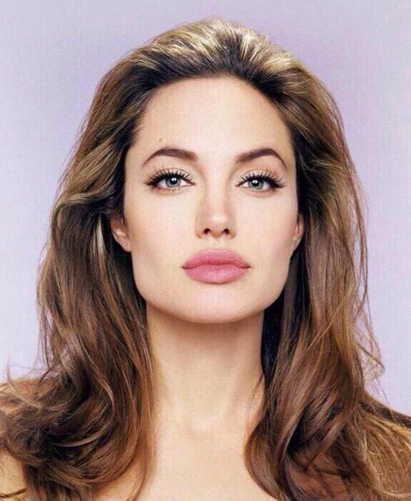 JaydnHarris's tweet photo. It's @julinaruffruff  this is what I meant your twin. 💁 http://t.co/icfQSErCRw