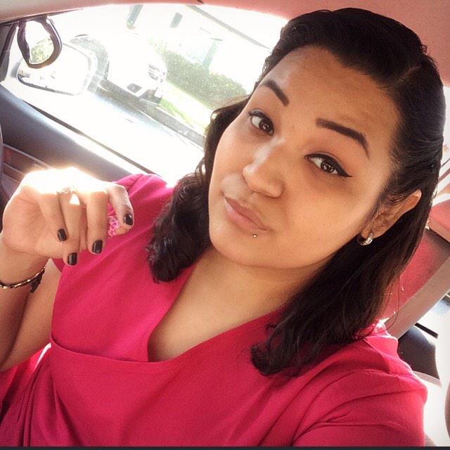 karinaaa17's tweet image. resting bitch face?... 💁😂 lol jp my &quot;it&apos;s been a long ass day&quot; face ahaha #ToTiredToFunction #MidWeekBlues