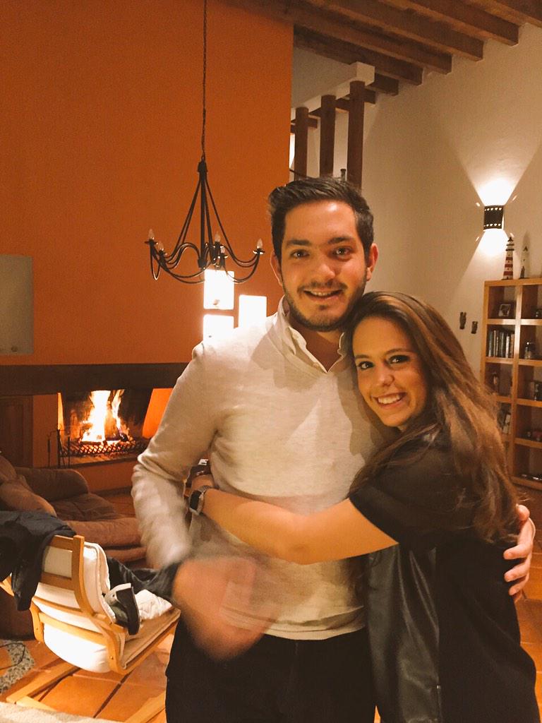 FcampsK's tweet photo. “@AleLcz: Te extraño!!! 😢 @FcampsK http://t.co/8mQxOFgcHQ” Yo mas guapisima 😍 #YaMeroRegreso http://t.co/8QnT8wFFVe