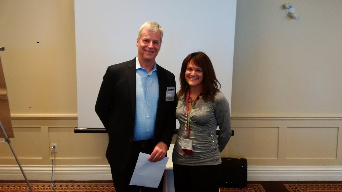 BNICorpExec's tweet photo. This am Chapter Pres @PaulHMorrison inducts new member @kristawright16 from Recruiting Concepts. Welcome to the team! http://t.co/cC5KloTDUN