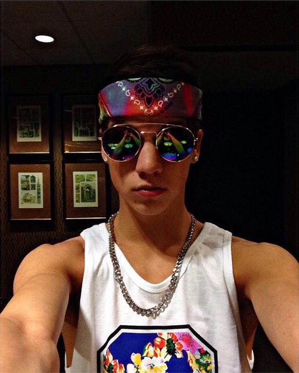 Happy late birthday to my best friend I\ve never met yet Hope you had a beyond wonderful time Luv ya Taylor Caniff 